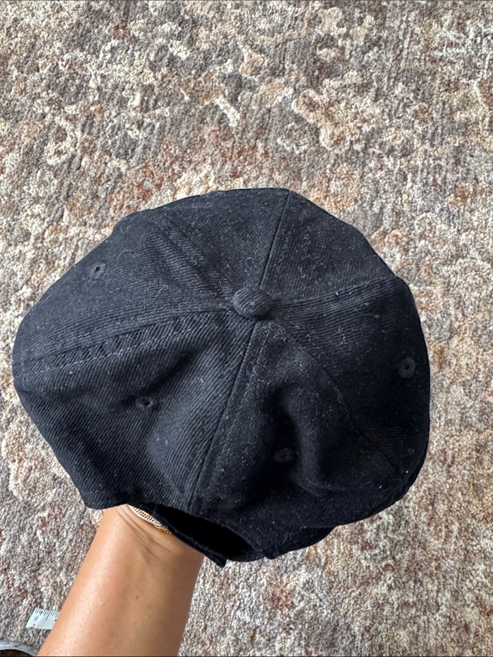 Versace hat - Picture 3 of 7